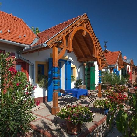 페치 Bagoly Pincesor Fogado B&B 외부 사진