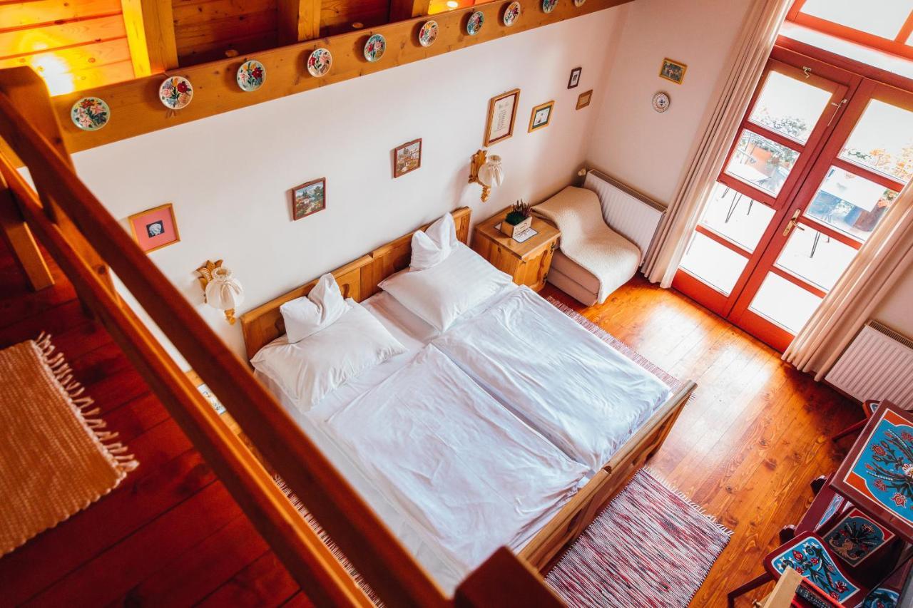 페치 Bagoly Pincesor Fogado B&B 외부 사진