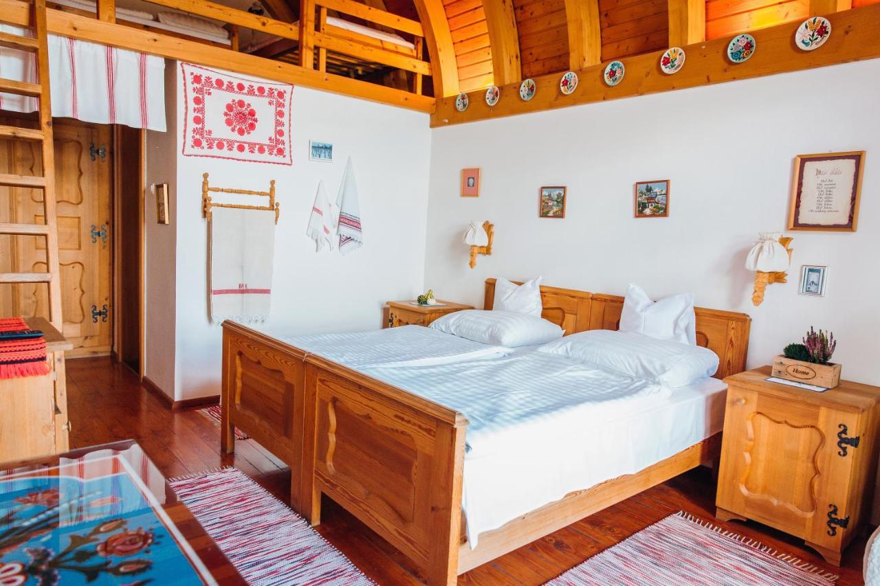 페치 Bagoly Pincesor Fogado B&B 외부 사진
